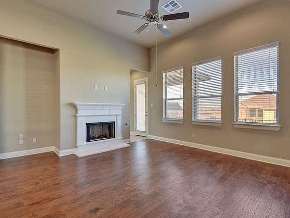 3rd image of 7018 Etna Way