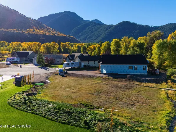 13 Miles Meadow Rd, Afton, WY 83110