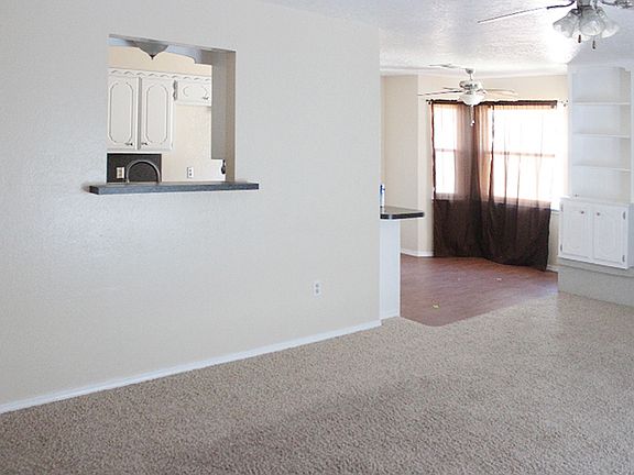 3rd image of 312 SW 72nd St