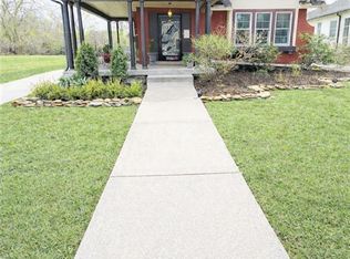 101 E Dartmouth Rd, Kansas City, MO 64113