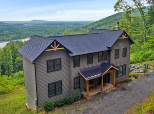 761 Top Ridge Rd, Stanardsville, VA 22973