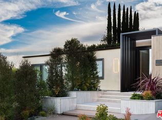 5973 Ellenview Ave, Woodland Hills, CA 91367