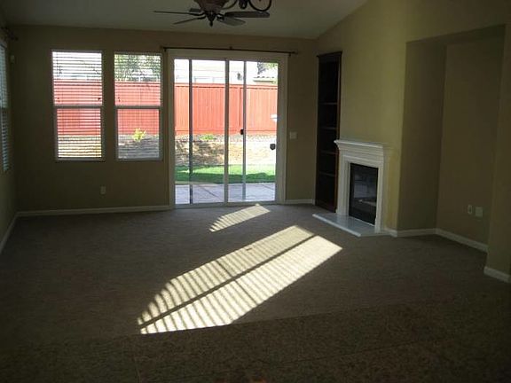 4th image of 4880 Foxford Way