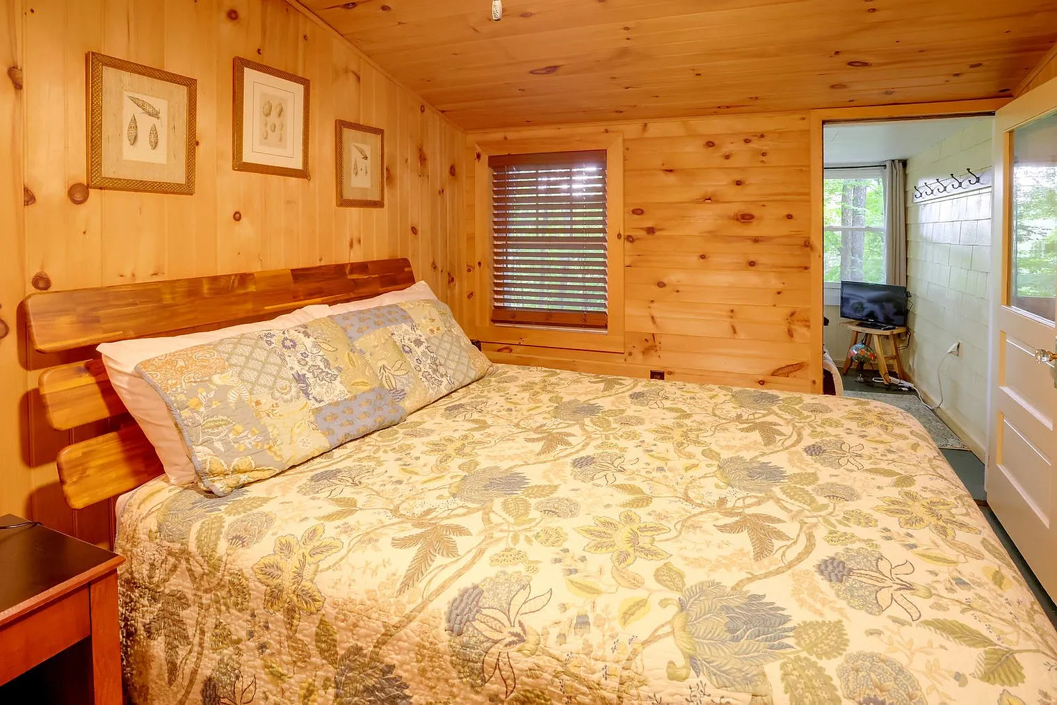 2 bed, 1.0 bath, 1119 sqft, $2,648 — Photo 4