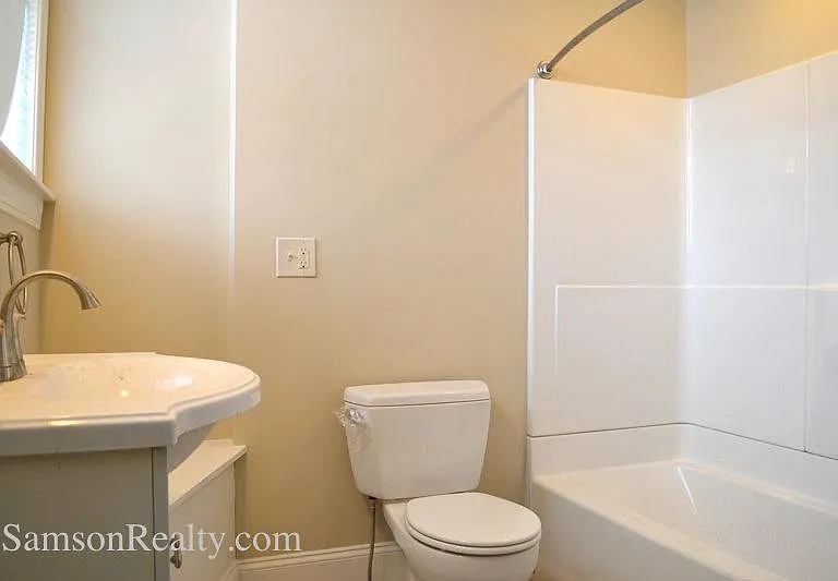 80 Medway St #10 — Photo 11