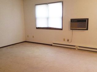 506 N 4th St APT 3, Grand Forks, ND 58203