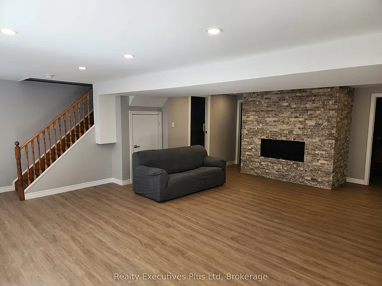 2 Zelia Ct — Photo 21