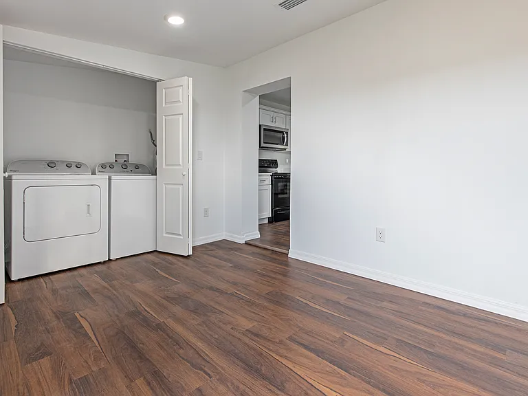 6005 Deming Ave #6005 — Photo 9
