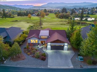 461 Fairway Estates Dr, Sutherlin, OR 97479