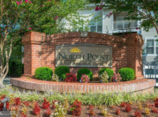 1519 N Point Dr APT 203, Reston, VA 20194