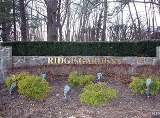 2014 Hawthorne Ln, Mahwah, NJ 07430