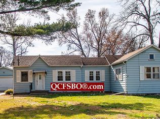 2015 W 51st St, Davenport, IA 52806