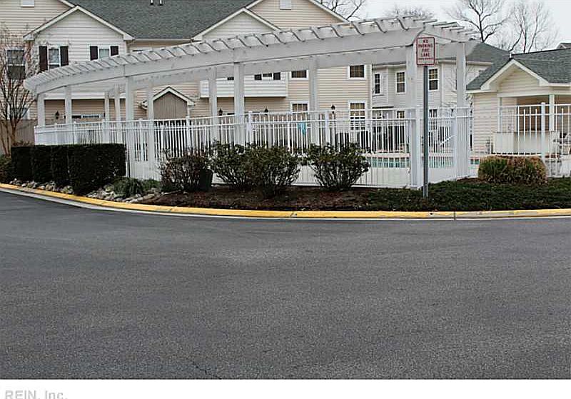 1st image of 4564 Duffy Dr