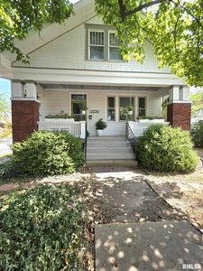 1030 N 8th St, Quincy, IL, 62301