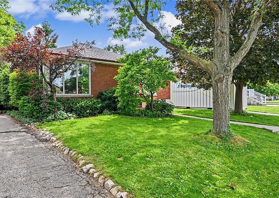 1st image of 56 Everton Pl