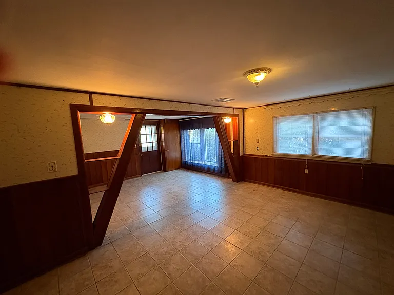 in law suite living room/ bedroom