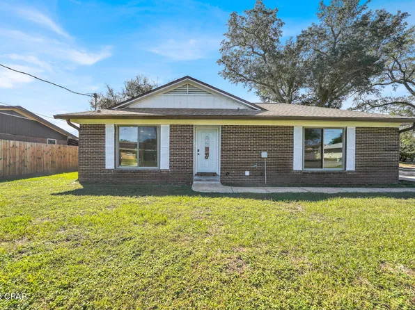 5204 Park St, Panama City, FL 32404