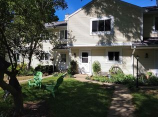 5830 Highland Ter, Middleton, WI 53562