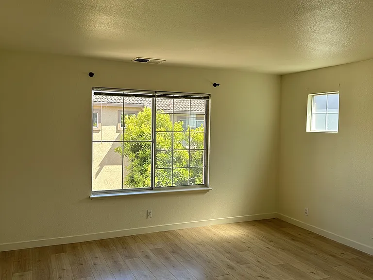 15491 Tern Ct — Photo 5