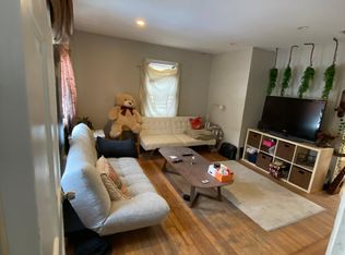 16 Arnold St FLOOR 1STF, Providence, RI 02906
