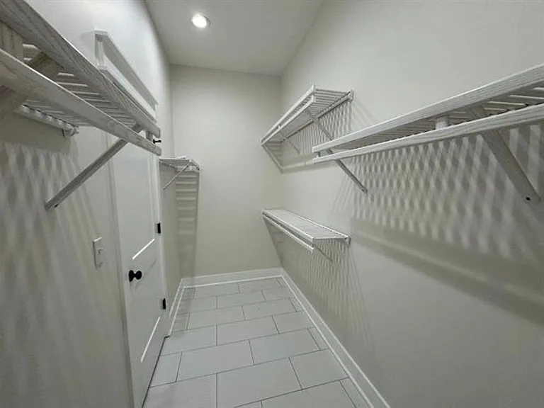 3541 Sanctuary Dr — Photo 14