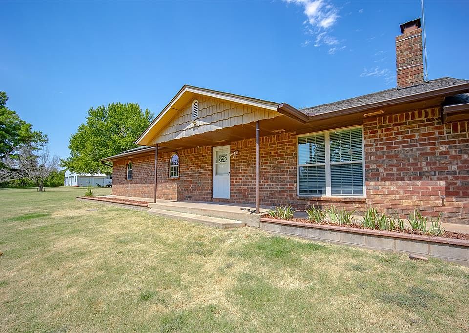 1st image of 1011 Cedar Dr