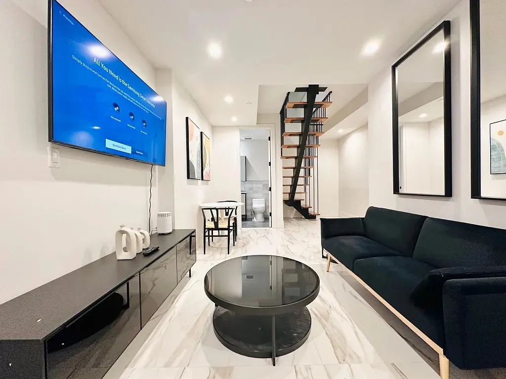 5 bed, 1.5 bath, 1200 sqft, $1,340 — Photo 4