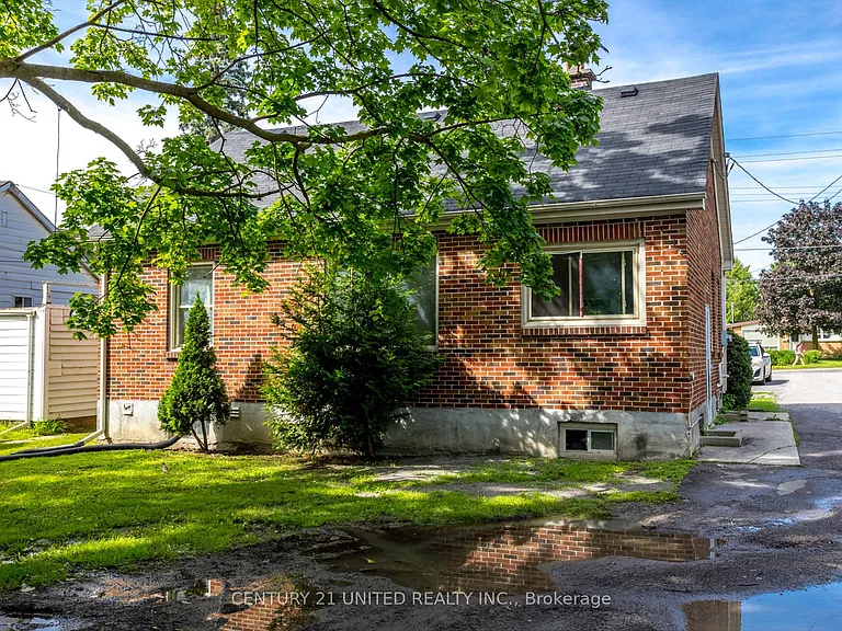 878 Chemong Rd — Photo 24
