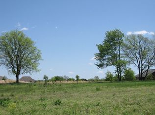 1661 Foxland Blvd, Gallatin, TN 37066