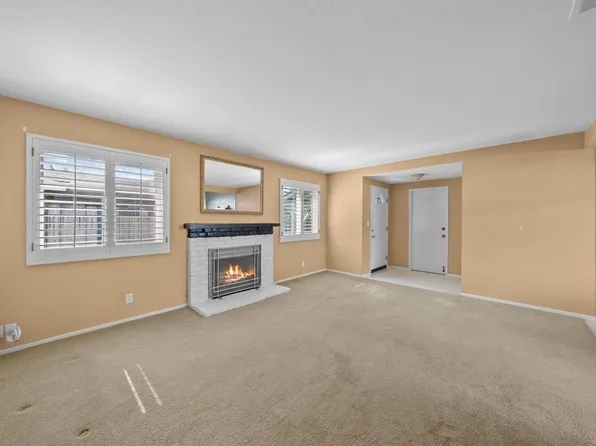 1609 Grandview St, Oceanside, CA 92054