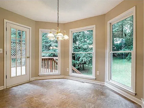 2500 Courts Dr — Photo 6