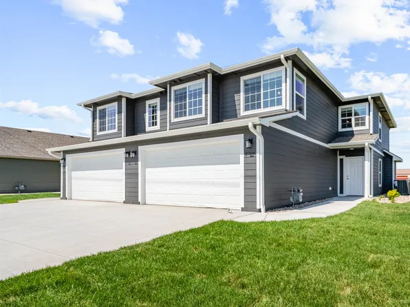 2706 Tim Rogers Ln, Salina, KS 67401