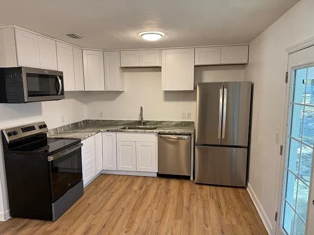 2 bed, 1.5 bath, 986 sqft, $1,875 — Photo 4