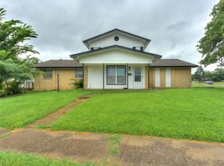 4113 Clendon Way, Del City, OK 73115