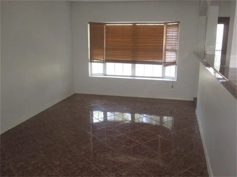 5422 Thrush Dr — Photo 5