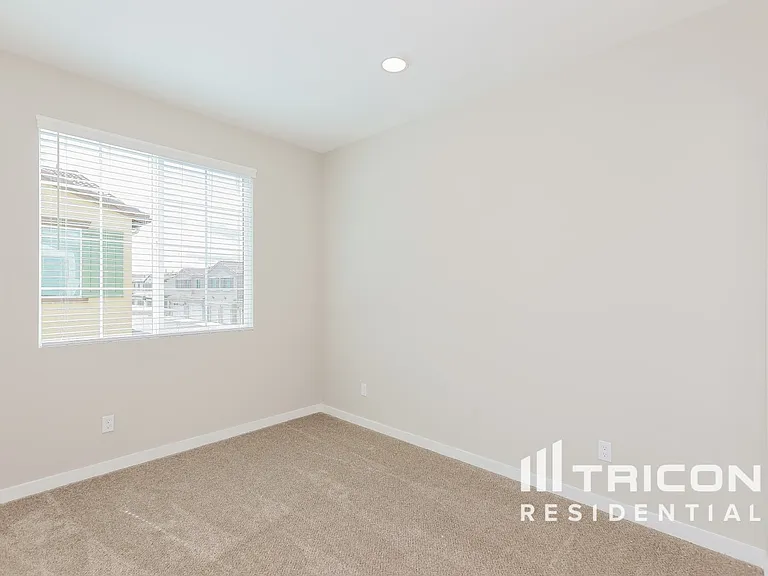 24802 Alita Way — Photo 88