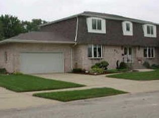 941 N Harvey St, Griffith, IN 46319