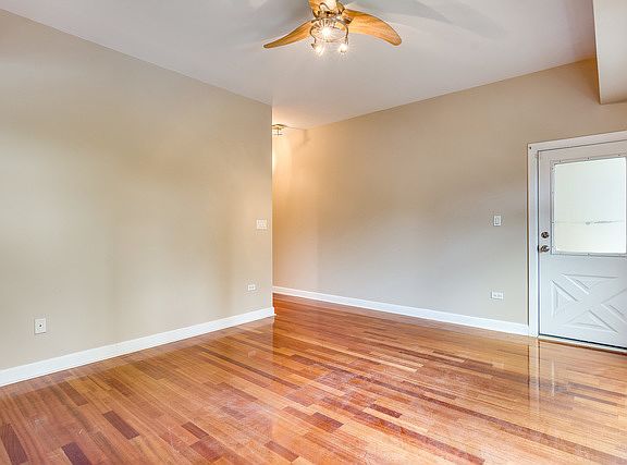 3rd image of 6531 S Woodlawn Ave #2N