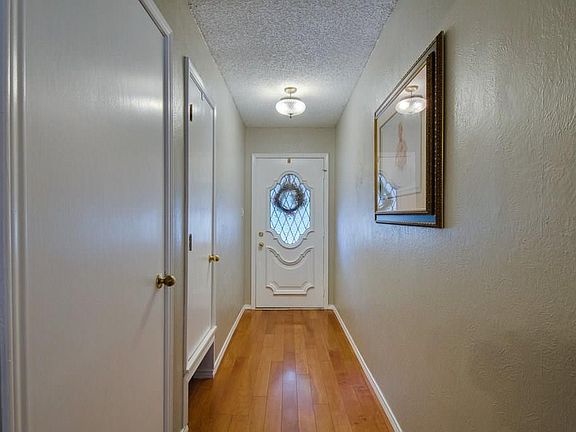 3rd image of 5703 Melstone Dr