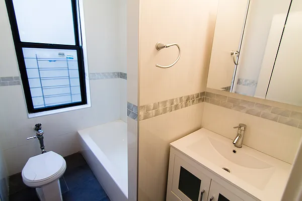 Rented by Coda Real Estate NYC | media 33