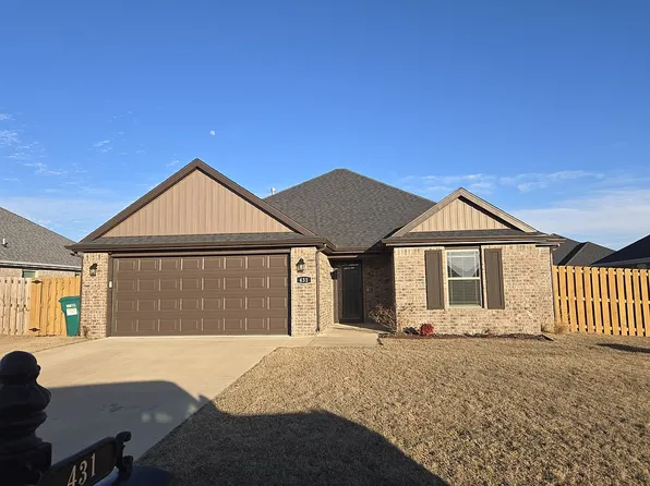 431 Coconut Ln, Centerton, AR 72719