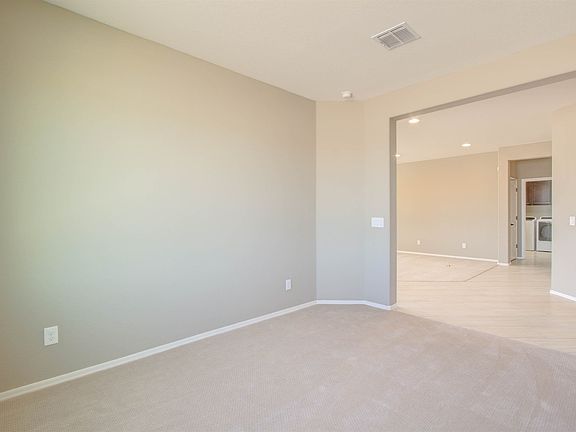 5th image of 20267 N Winter Escape Ct