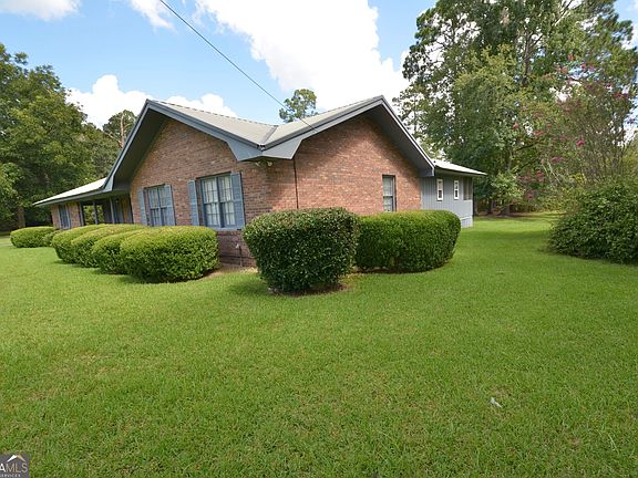 4th image of 46 Jim Harp Rd