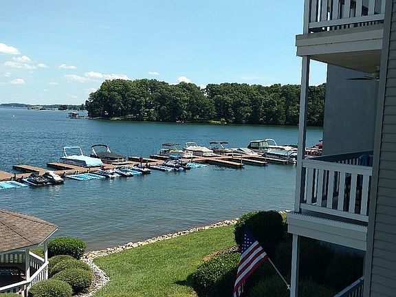 2nd image of 7831-102 Spinnaker Bay Dr