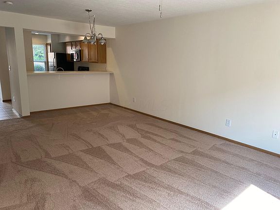 2nd image of 1217 Rivercrest Dr Unit C