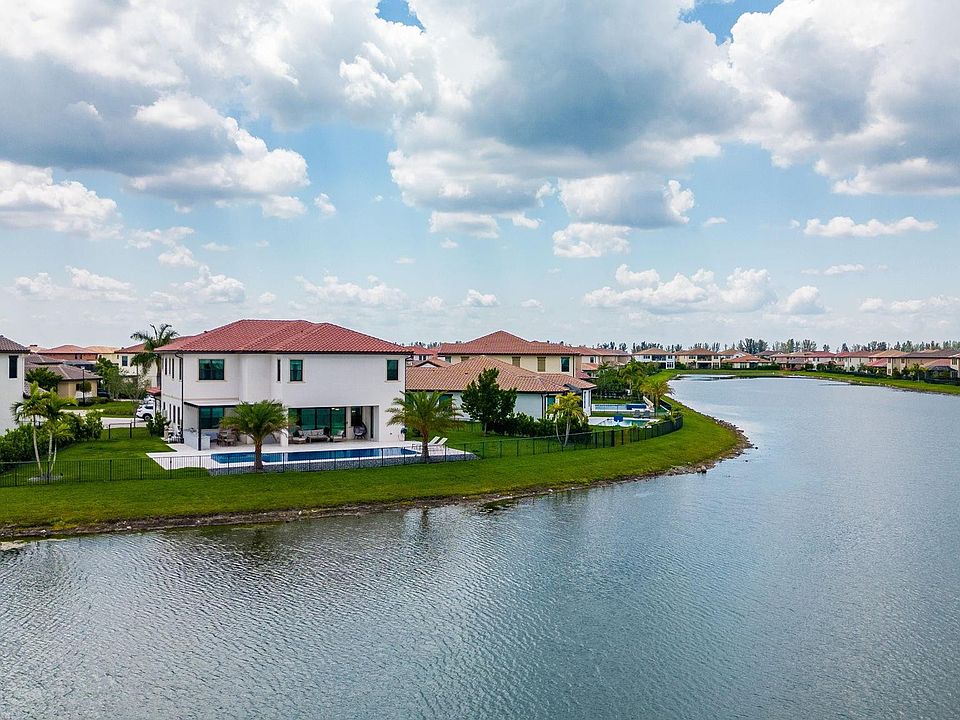 1st image of 11925 Lake Trail Lane