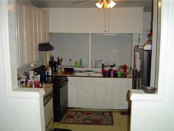 4th image of 1732 Winona Ave