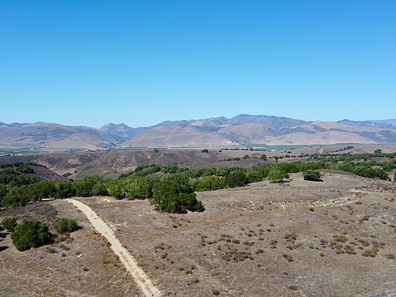 4th image of 3 Long Canyon Rd