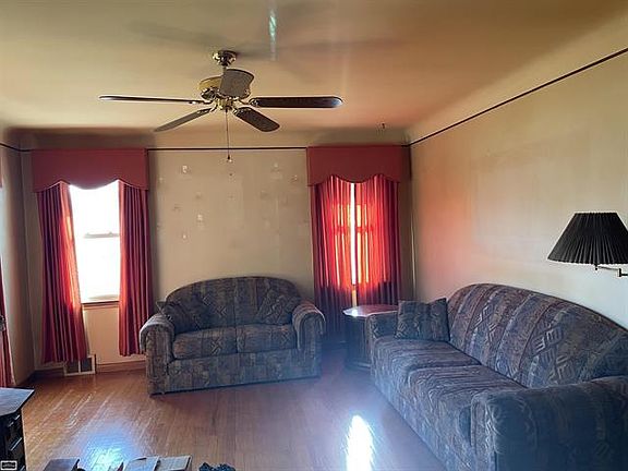 4th image of 30021 Maison St