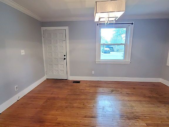2nd image of 593 Wando Dr
